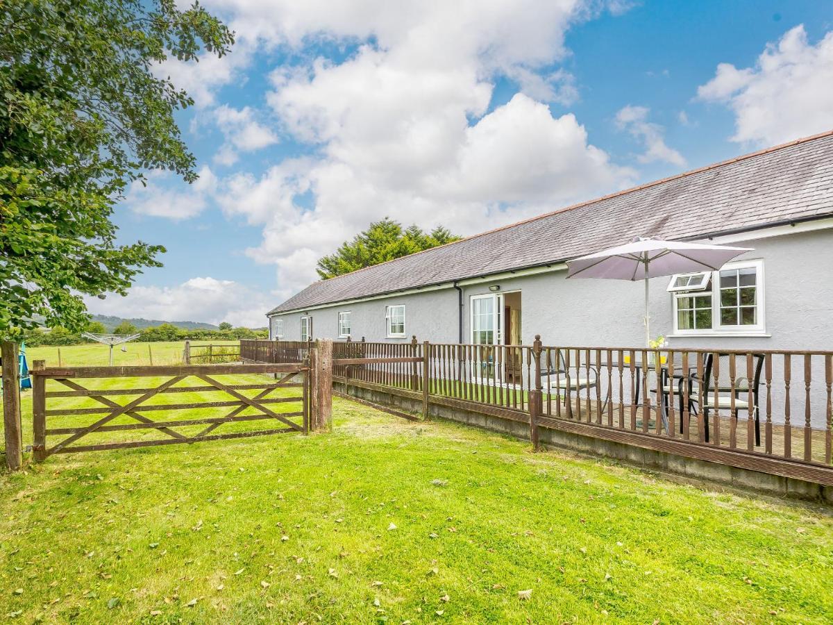 2 Black Horse Cottages Pentraeth Exteriör bild